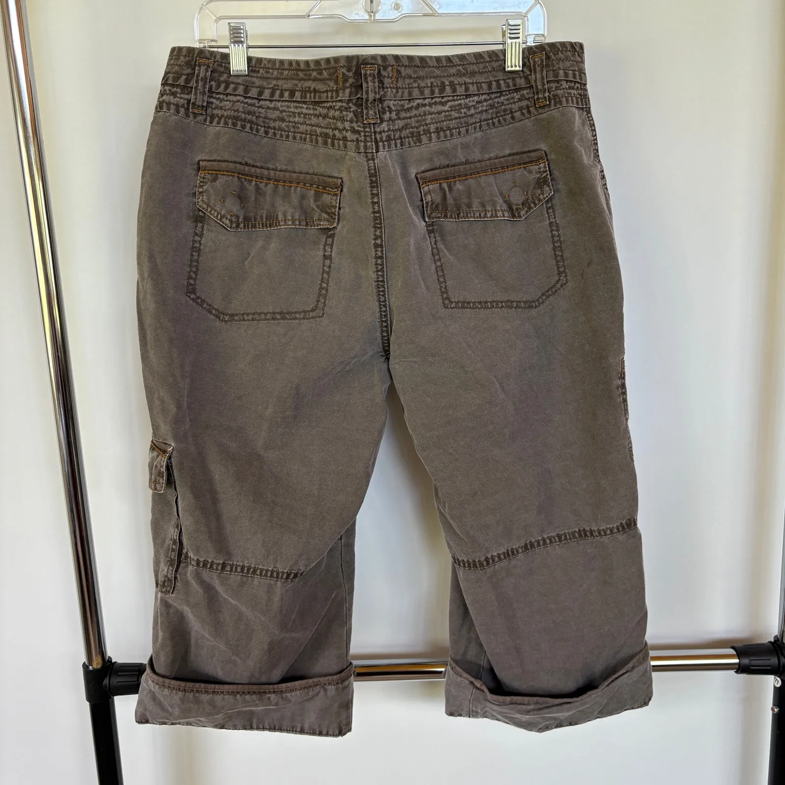 Eddie Bauer Gorpcore Cargo Capri Pants Adjustable Hem Outdoors Camping Size 16 - Image 3