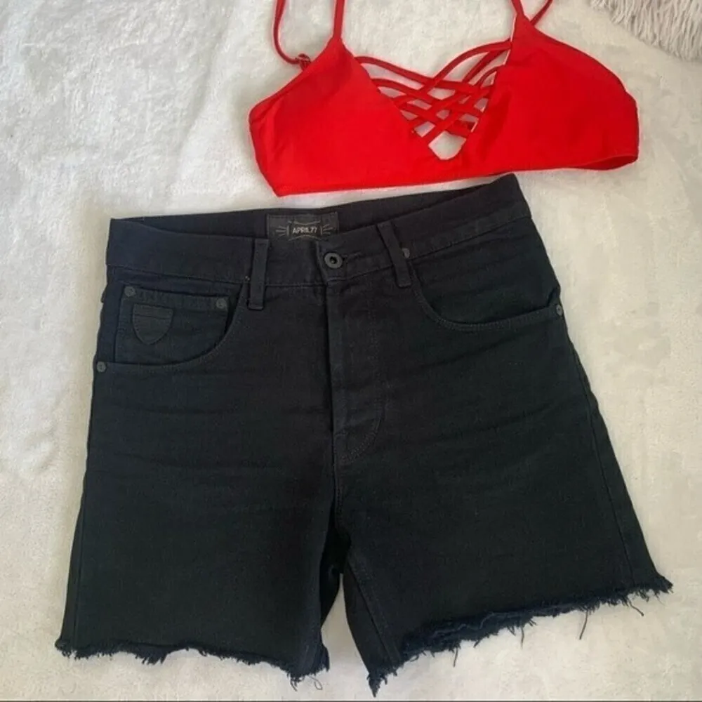 denim Womens Jean shorts butterfly buttons HIGH RISE 25 BLACK raw hem 𝅺APRIL77 - Image 2