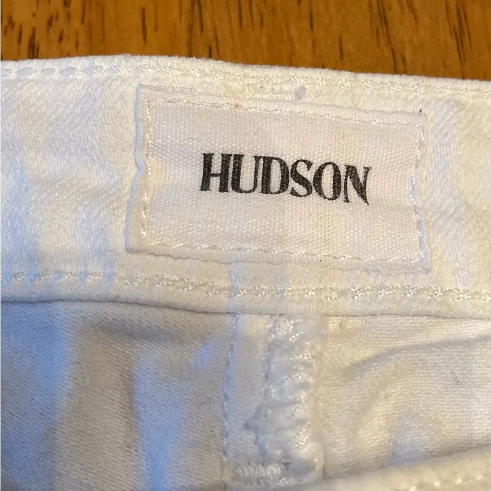 Hudson Bacara Crop Straight Cuffed jeans, white, size 29. - Image 5