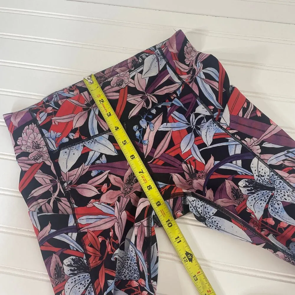 Lululemon Athletica Floral High Rise Wunder Under Crop Leggings Sports Size 4 - Image 7