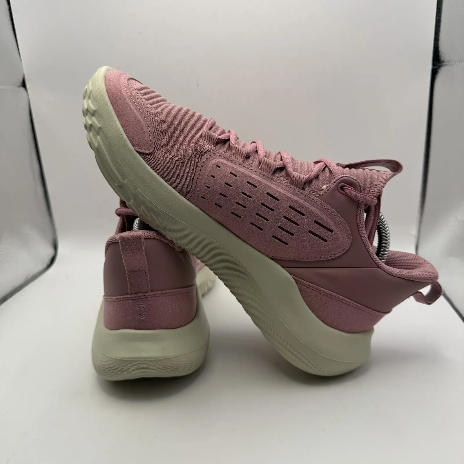 NWT Under Armour Flow Breakthru 5 Sneakers Pink/Rose 3028342-600 Women's 11 - Image 6