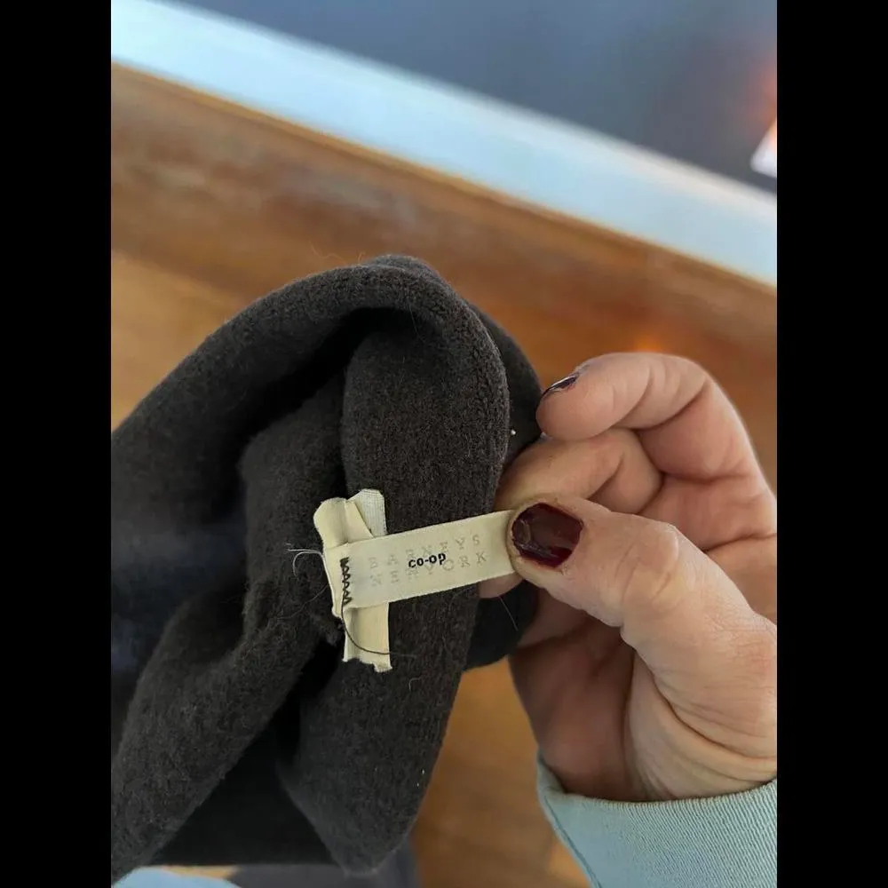 Barney’s 100% Wool Beanie Hat - Charcoal Gray/ Black - Image 2