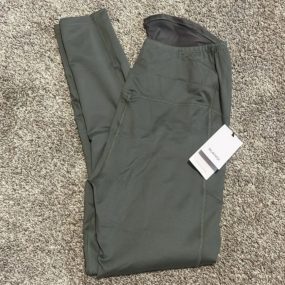 Blanqi Olive Green‎ Maternity Pocket Leggings NWT Medium Green Size undefined - Image 11
