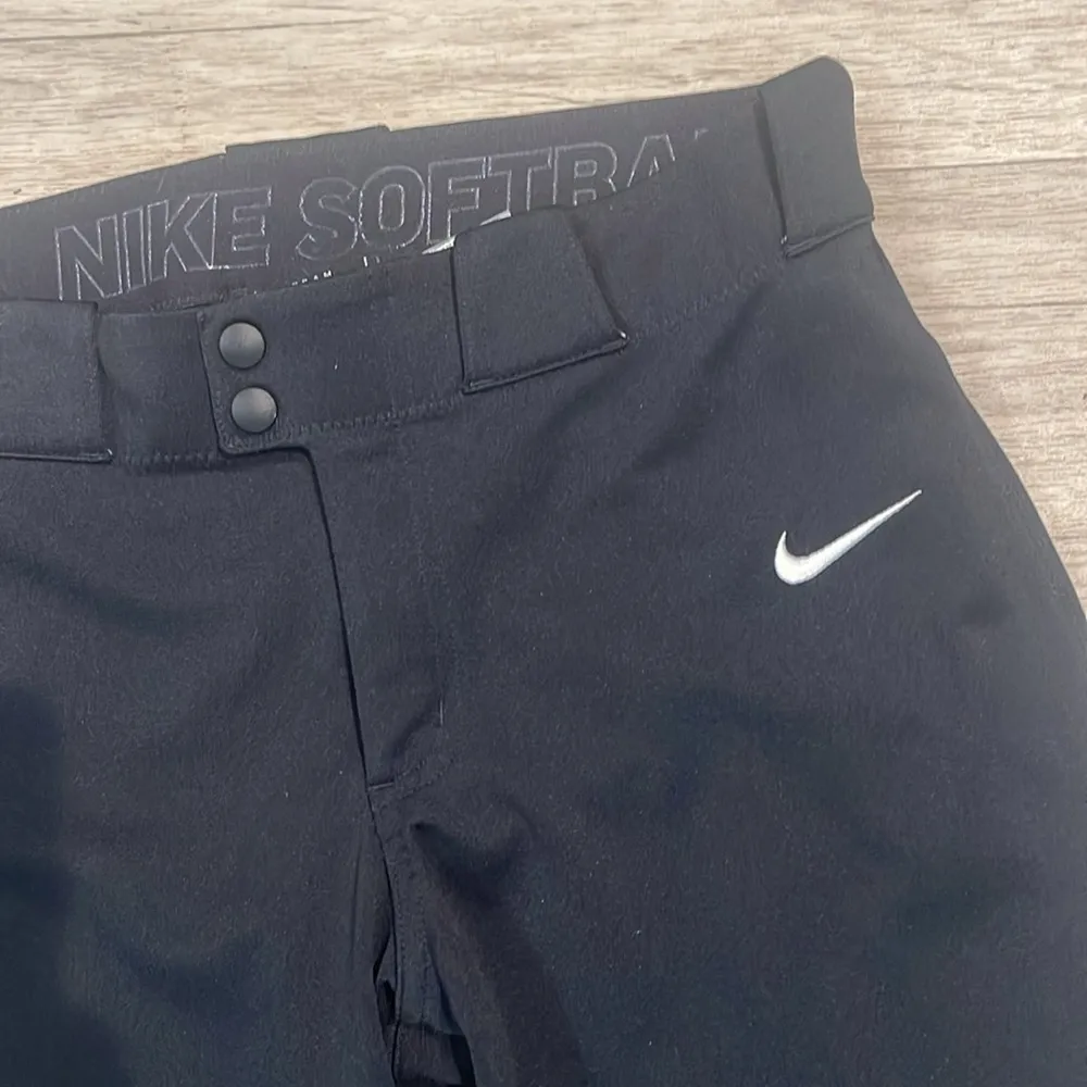 Nike softball women’s Black sports Capri Bottoms pants medium - Image 2