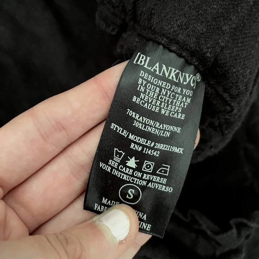 BLANKNYC black drawstring lightweight rayon linen summer pants ruched pockets - Image 4