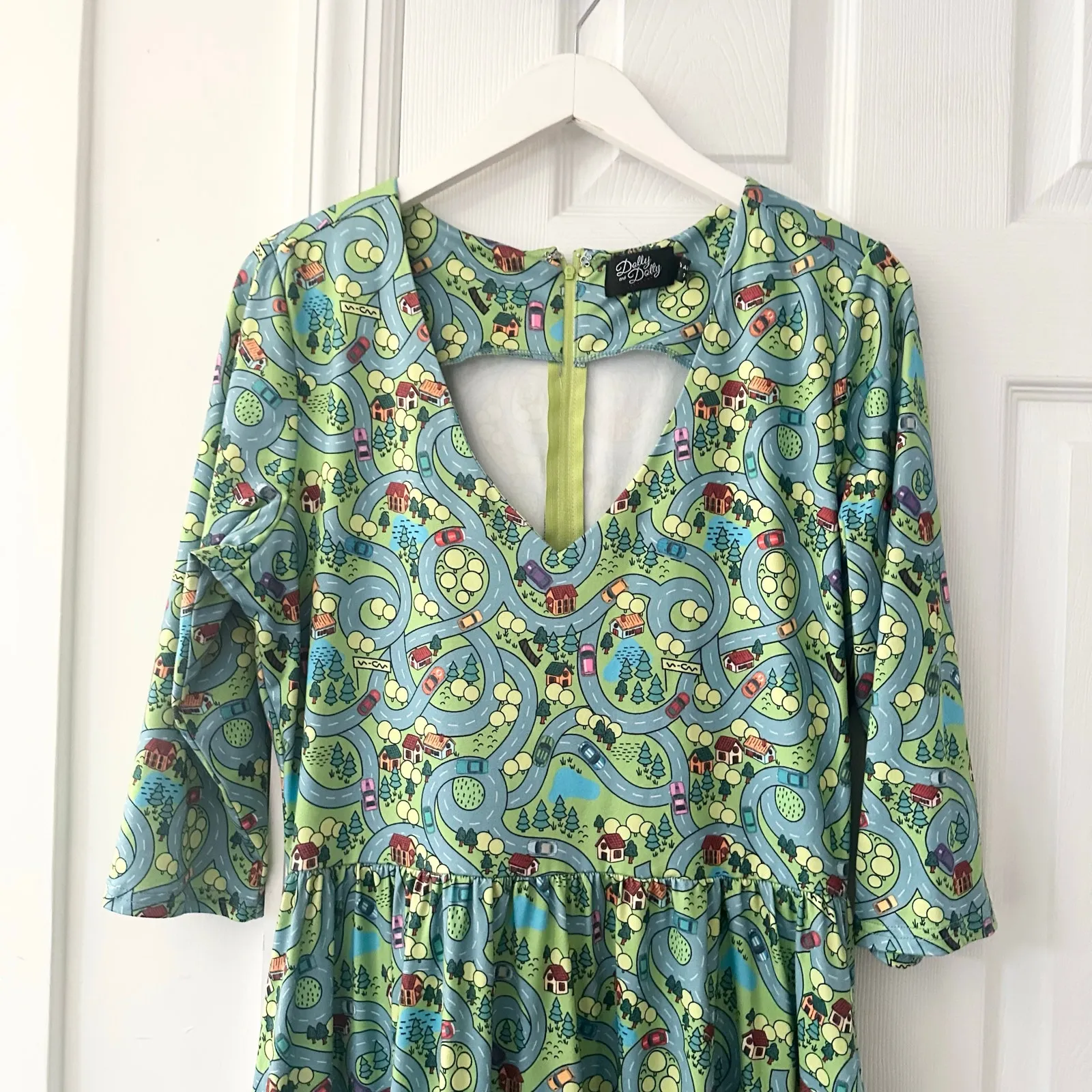 Dolly and Dotty Unique Vintage Billie Green Car Race Track Midi Flared Dress 10 - Image 3