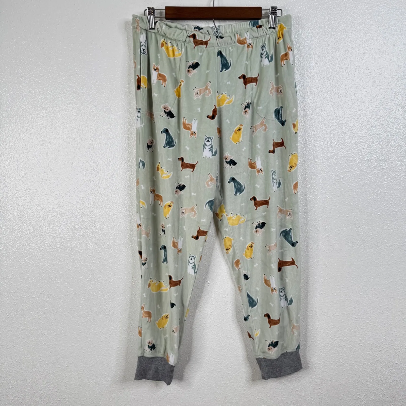 Cuddl Duds Dog Print Soft Pajama Set Size Medium - Image 5