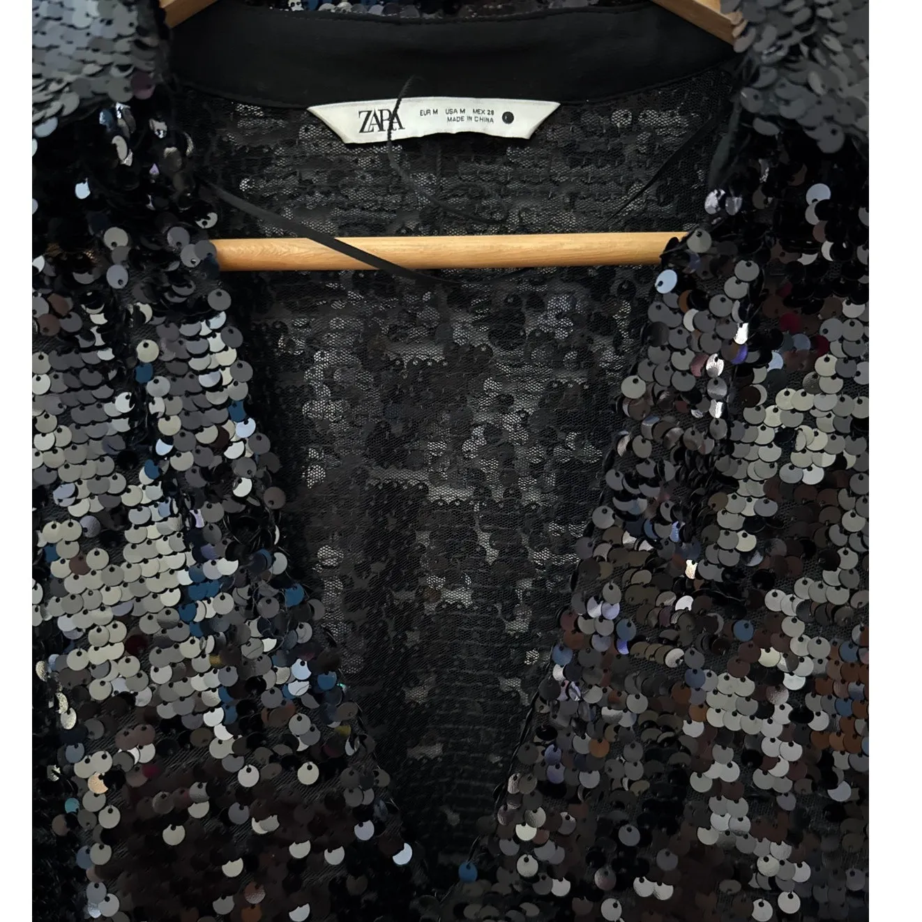 Zara‎ V Neck Collared Flowy Long Sleeve Sequined Top Black Size Medium - Image 11