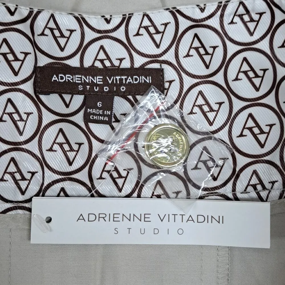 New Adrienne Vittadini cream skirt with gold buttons size 6 - Image 4