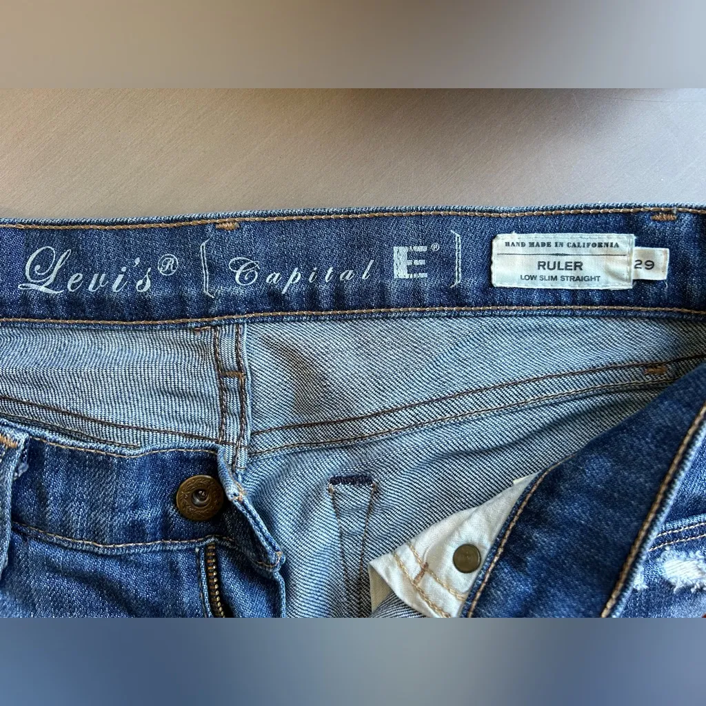 Levi’s Capital E - Size 29 - Image 3