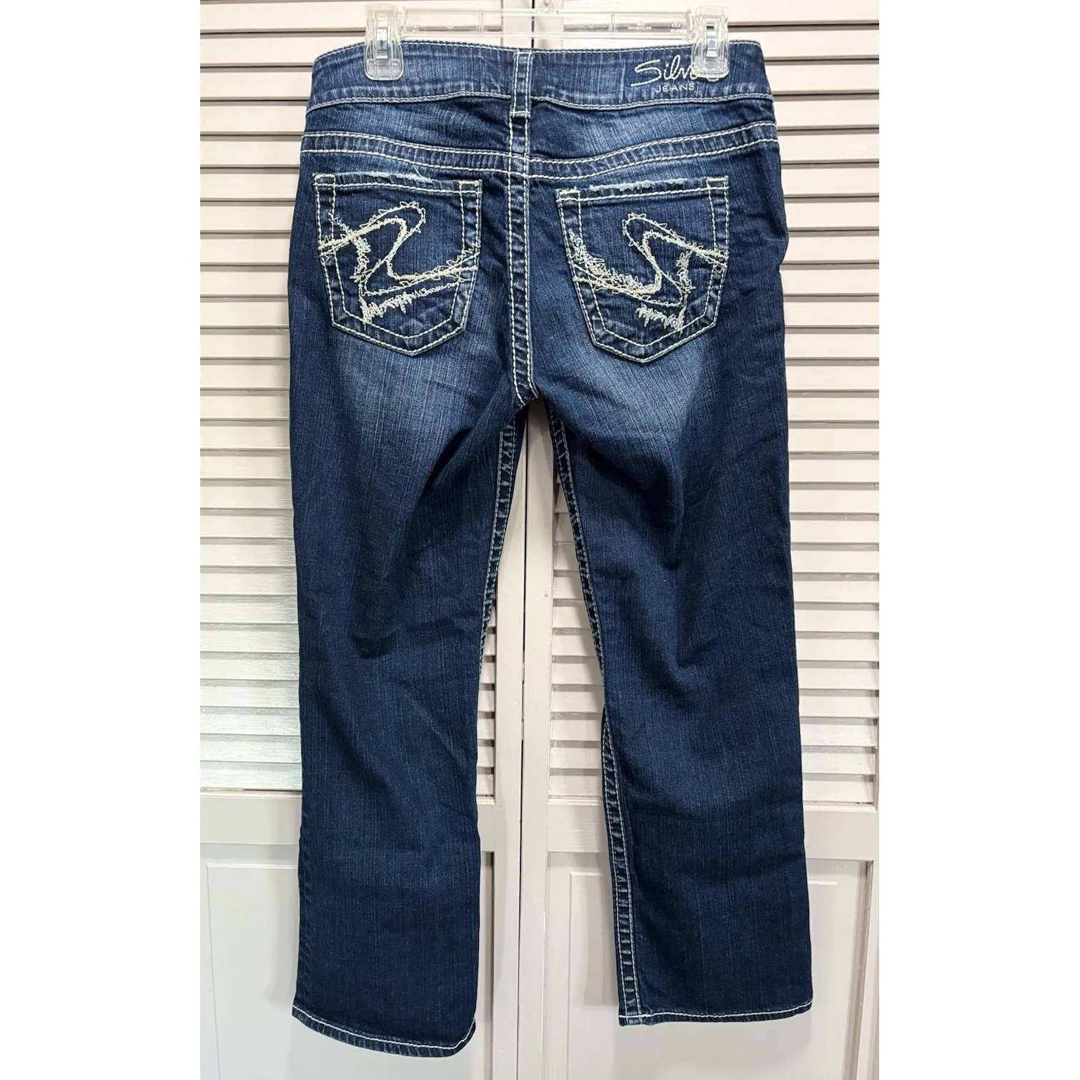 Silver Jeans Suki Capri Low Rise Straight Dark Stitching Size 29 Embroidery - Image 3