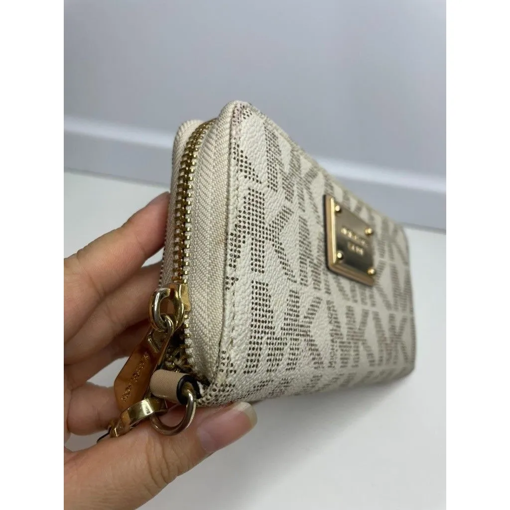 Michael Kors Jet Set Travel Continental WRISTLET Wallet Vanilla 7X3.5" - Image 3