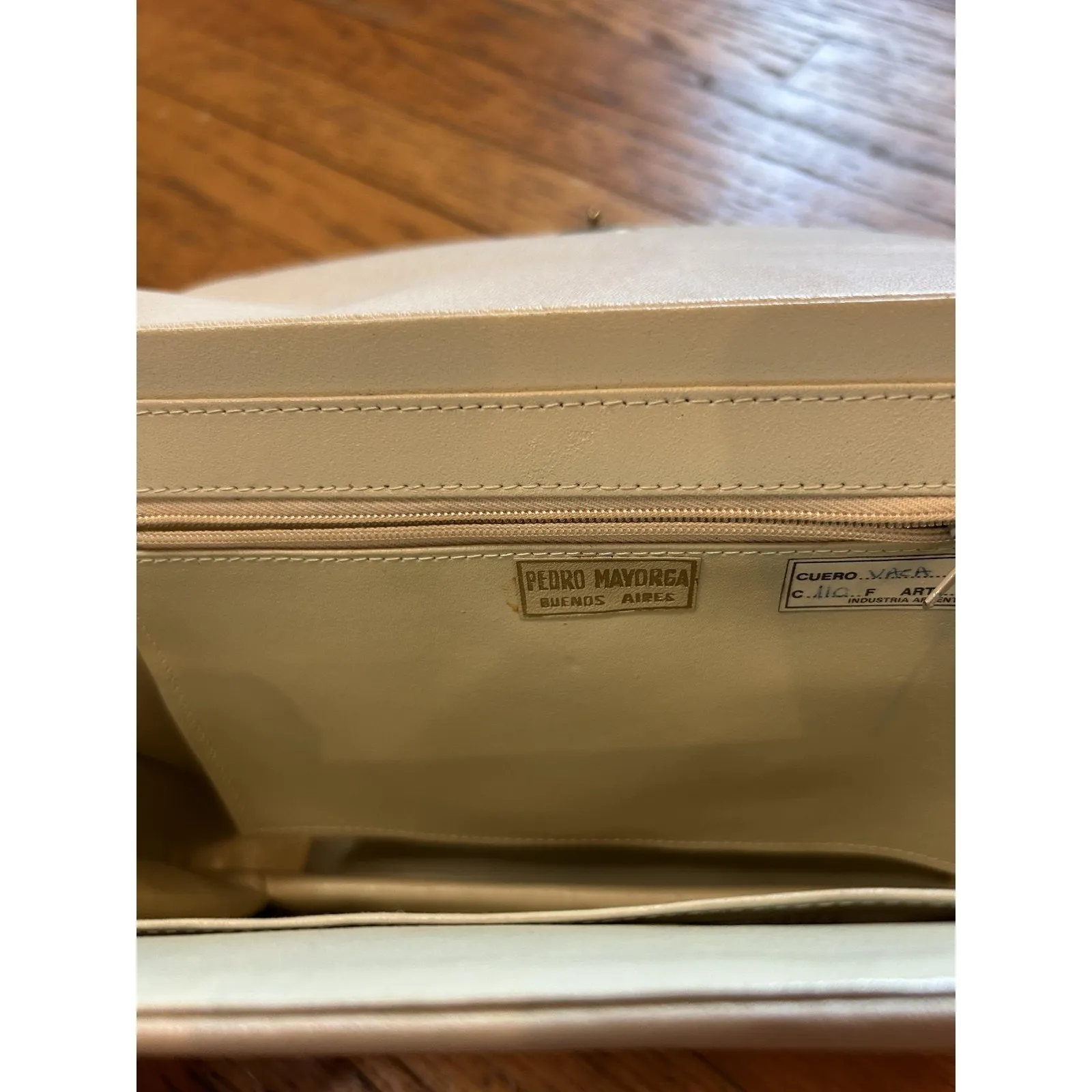 Vintage Pedro Mayorga Purse Womens Shoulder Bag Leather Gold Square Detail 80s - Image 6