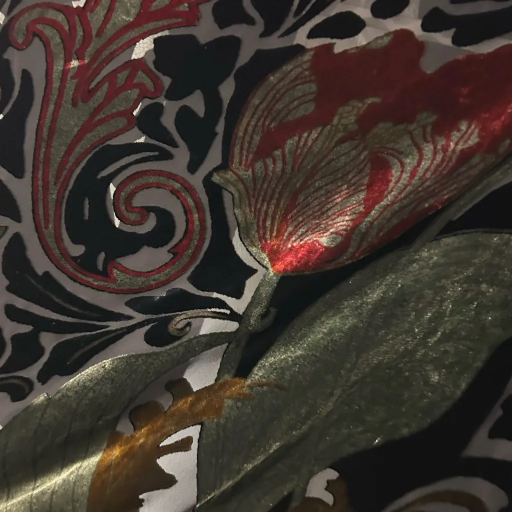 Vintage Red & Green Velvet Design Floral Rose Cardigan Bohemian Ian Women’s XL! - Image 5