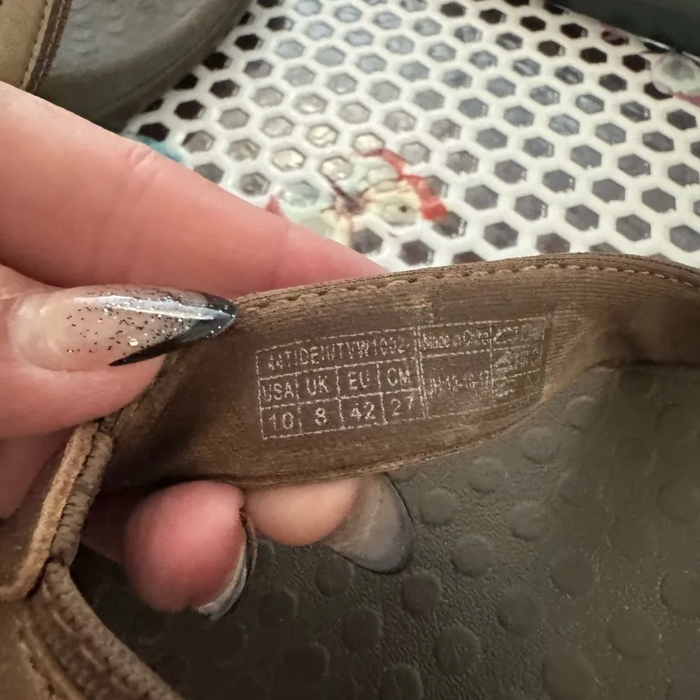 Vionic metallic bronze sandals size 10 - Image 5