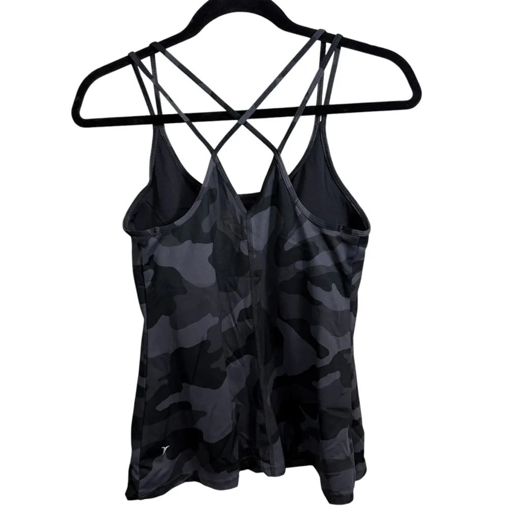 Old Navy Active Set Medium Gray Camo Tank Top & Leggings - Image 10