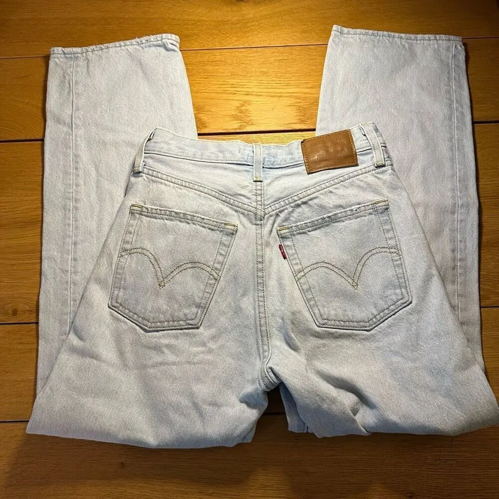 Levi’s ribcage straight ankle 24 light wash - Image 13