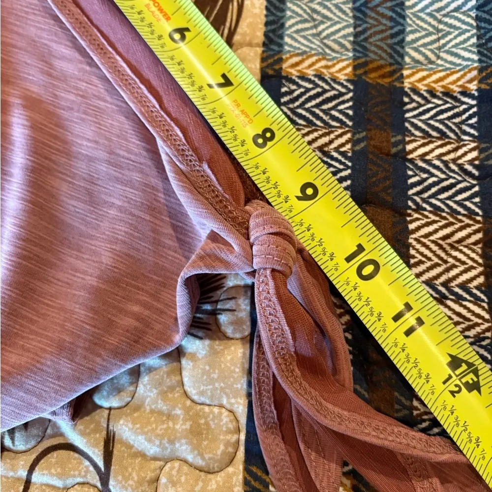 Green Envelope cold shoulder v - Image 8