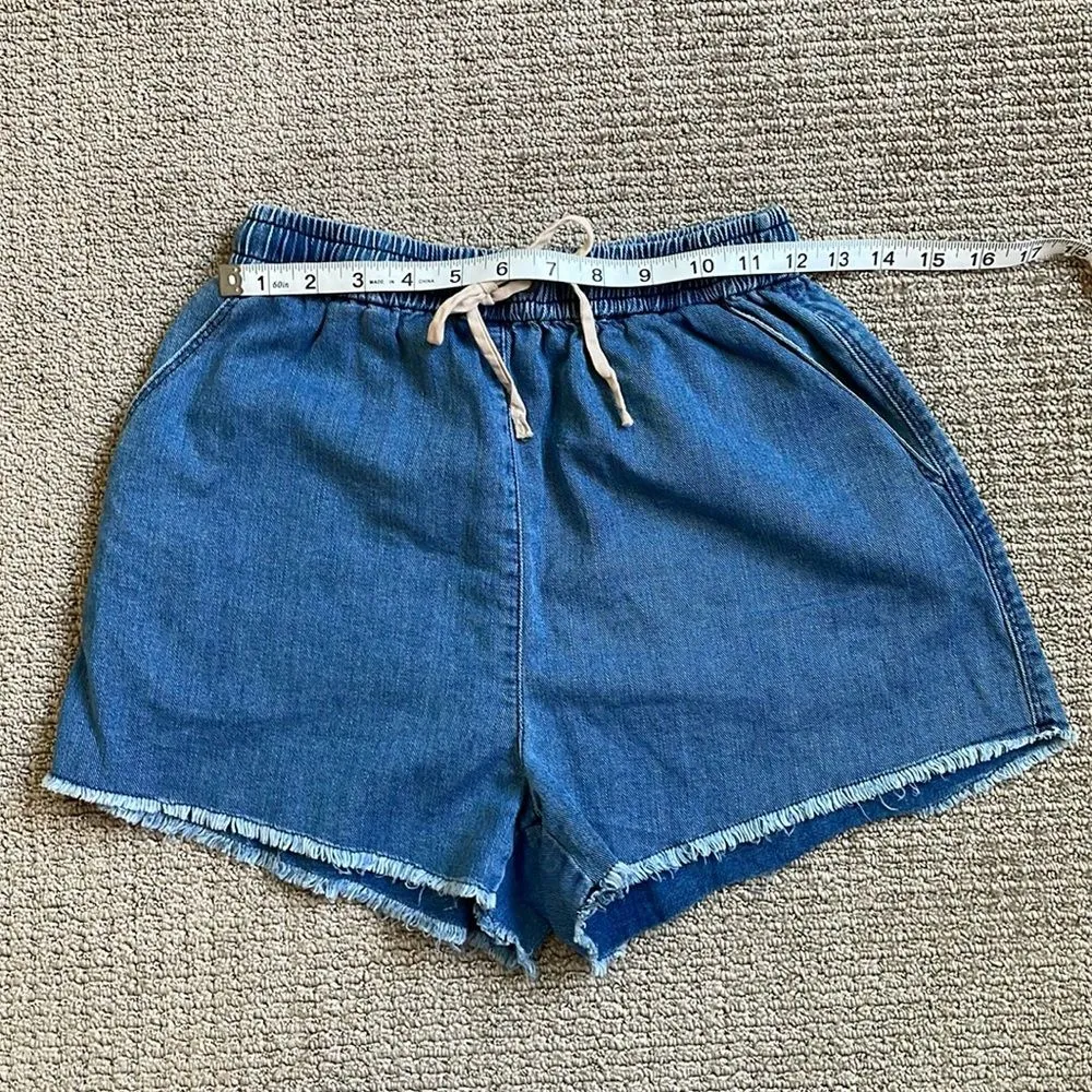 Aritzia Denim Baggy Shorts XS - Blue - Image 2