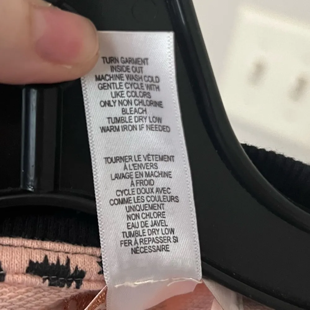 Beach Riot Ava Sweatshirt Rae Shorts Set Love Leopard - Image 8