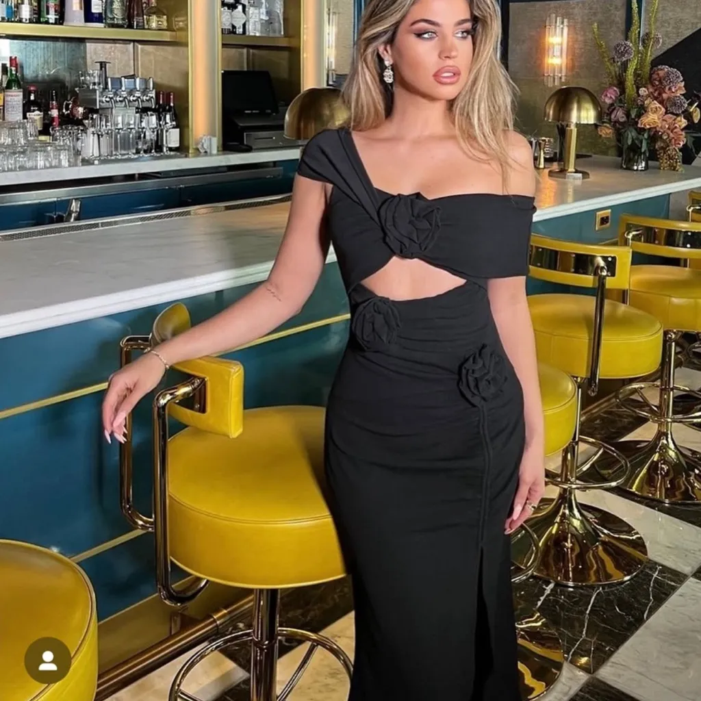 ELLIATT Sardinian Dress in Black Medium - Image 3