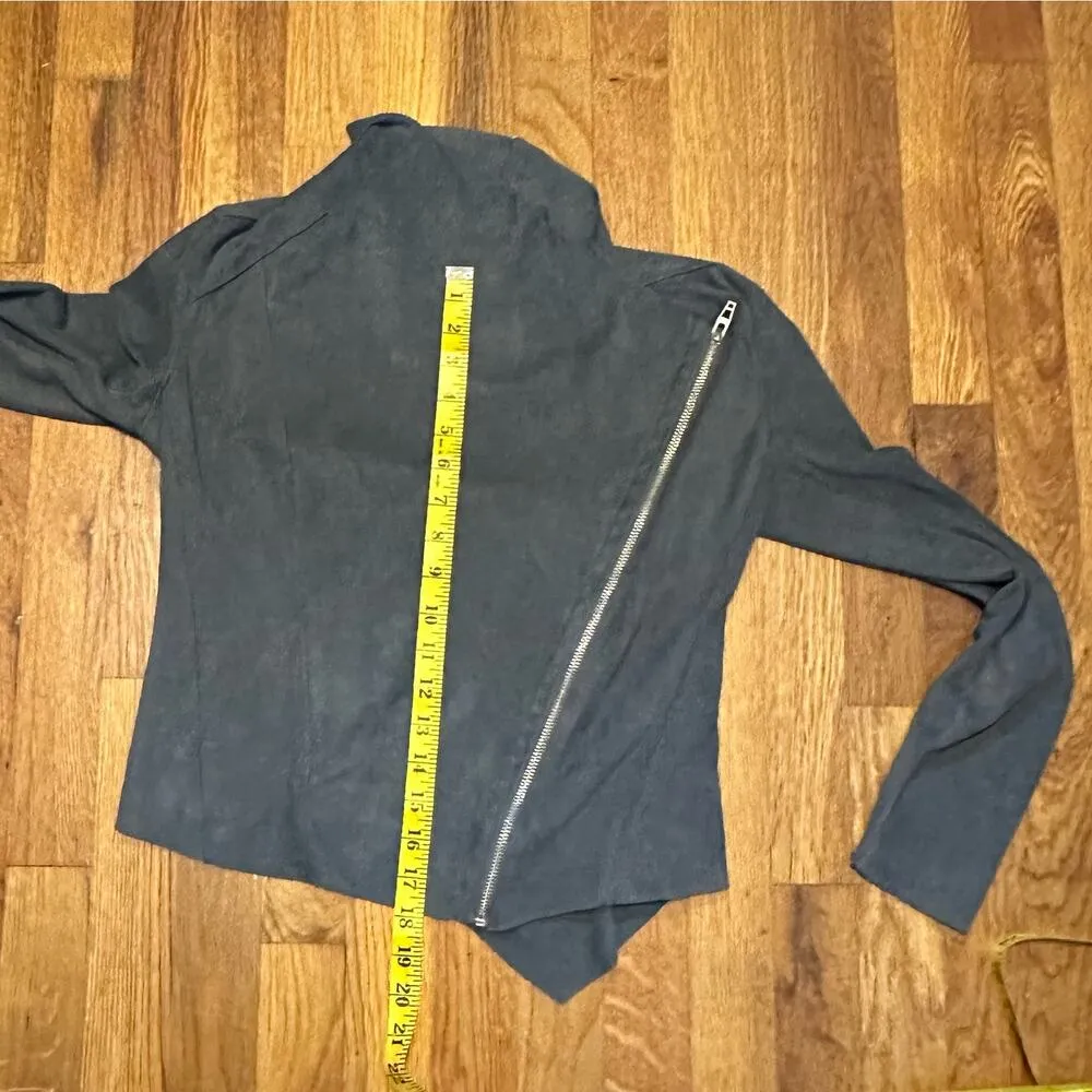 BlankNYC Women’s XS Gray Faux Suede Long Sleeve Asymmetrical Draped Moto Jacket - Image 4