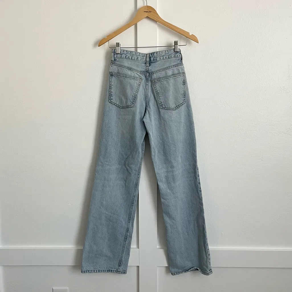 Zara Mid Rise Wide Leg Jeans - Image 3
