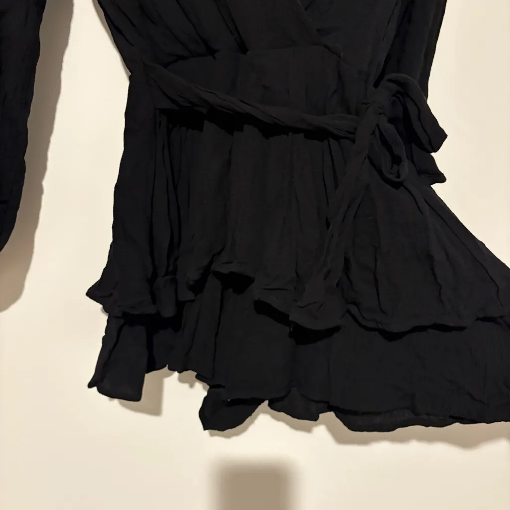 Altar’d State‎ Long Sleeve faux wrap Tie-Waist Ruffle Romper Black Size XS - Image 6