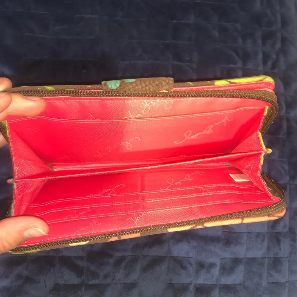 Vera Bradley Wallet - Image 4
