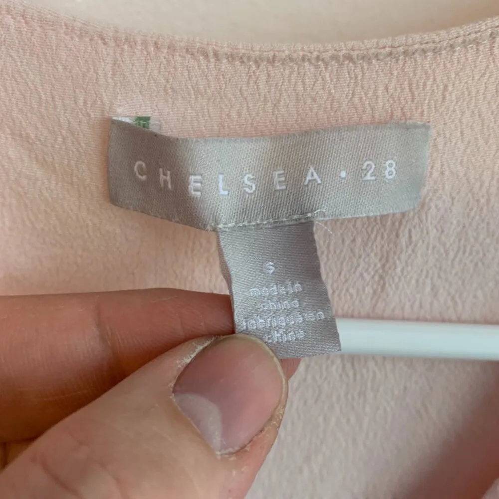 Chelsea28 Light Pink Wrapped Sleeveless Blouse - Image 4