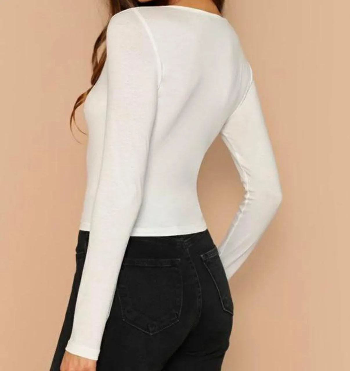 SheIn Vneck Slim Fitted Tee - Image 3