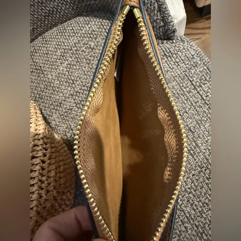 Ulla Johnson Daphne Raffia Tote Bag in Natural - Image 12