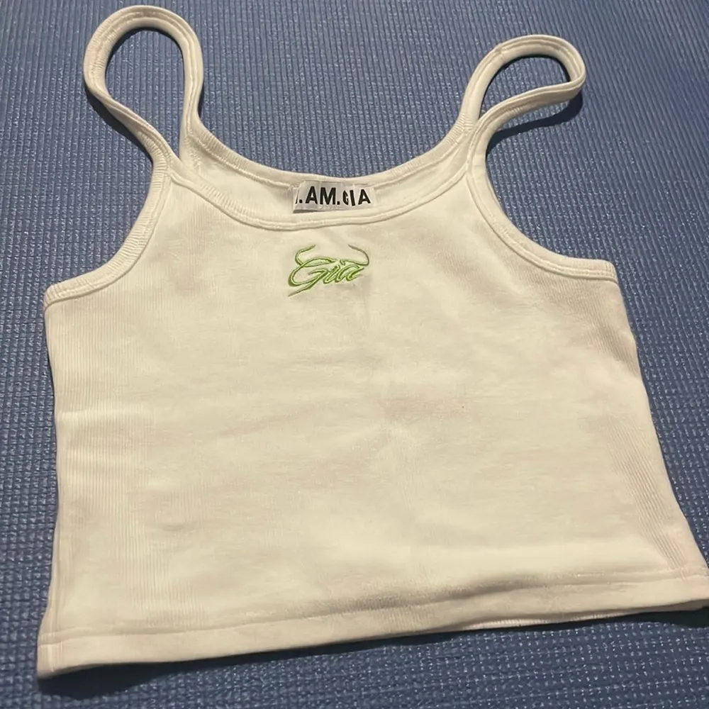 NWOT I am Gia i.am.gia tali tank top white logo tank xs - Image 3