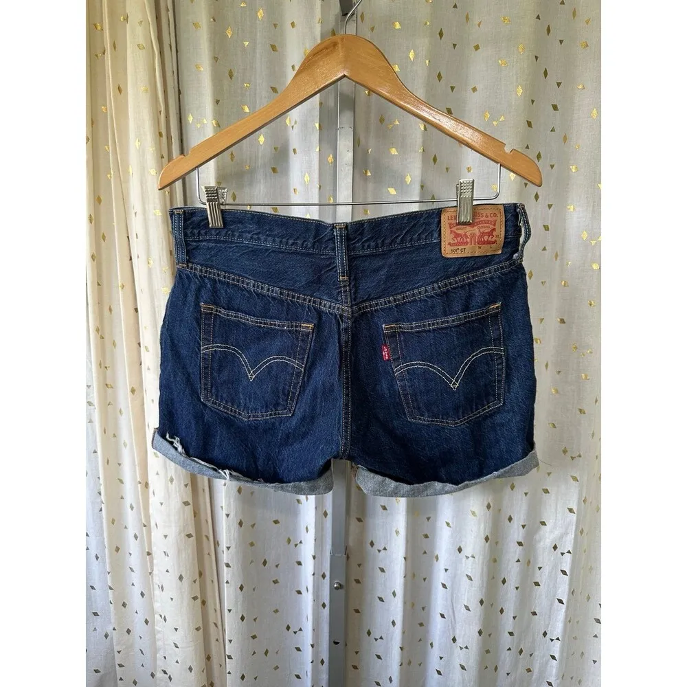 Levi's Women's 501 Dark Wash Cut Off Raw Hem Button Fly Denim Jeans Shorts W28 - Image 3