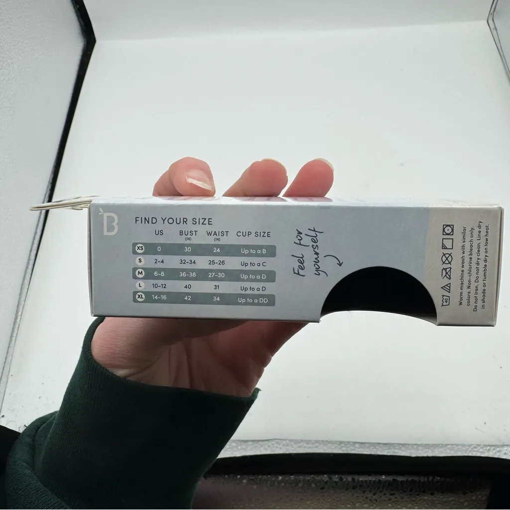 Boody Racerback lyolyte Bamboo Bra in black size small nwt - Image 2