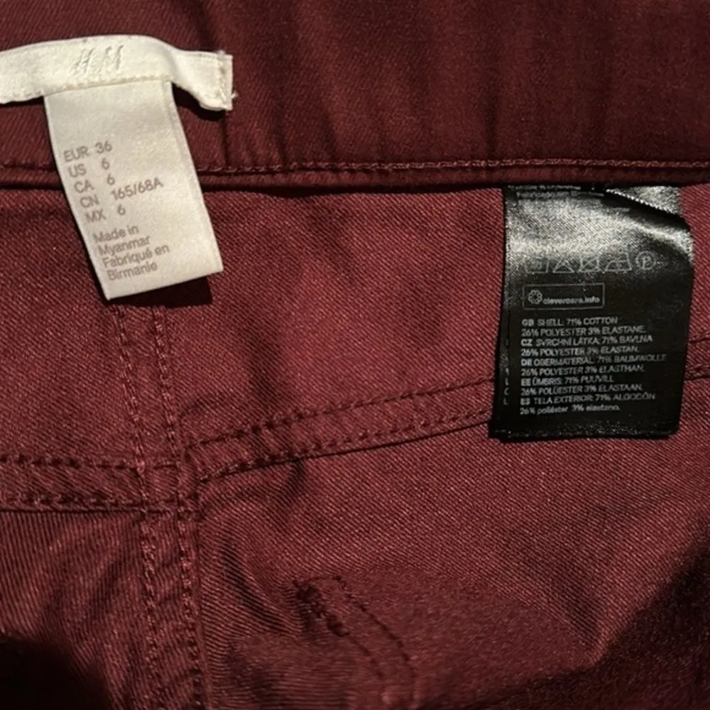 H&M maroon skinny jeans size 6 wine colorblock stretch monochrome bodycon​ red - Image 3