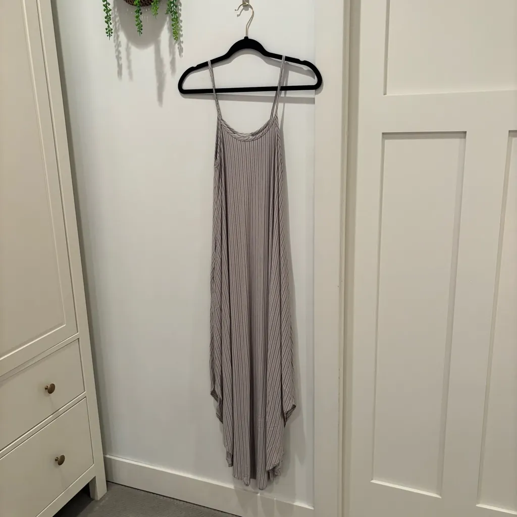 Finaltouch Boutique Women's Striped Fairy Hem Maxi Dress Pockets Size Small - Image 2