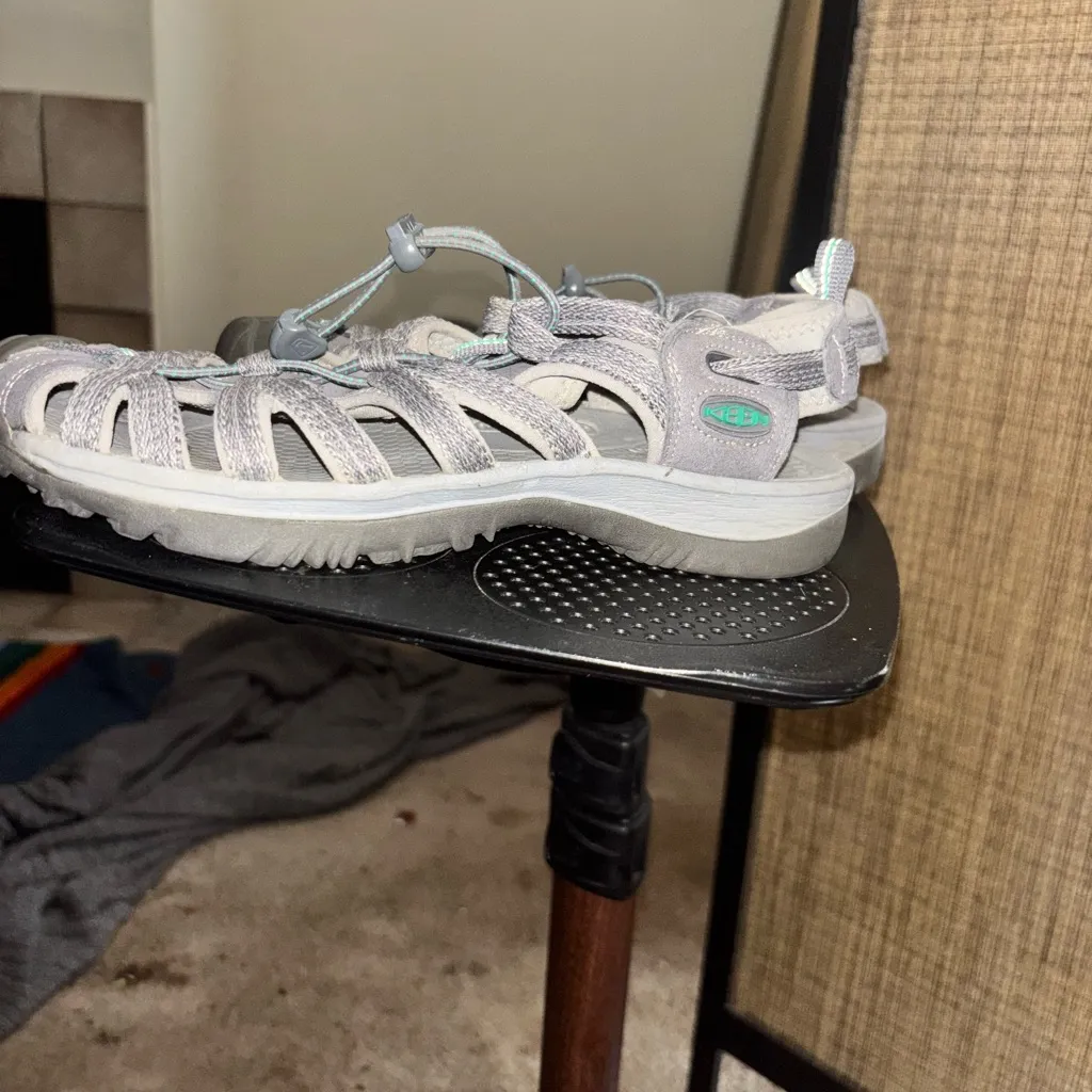 KEEN Women's Whisper Sport Sandal - Taupe/Coral Size 9.5 - Image 8