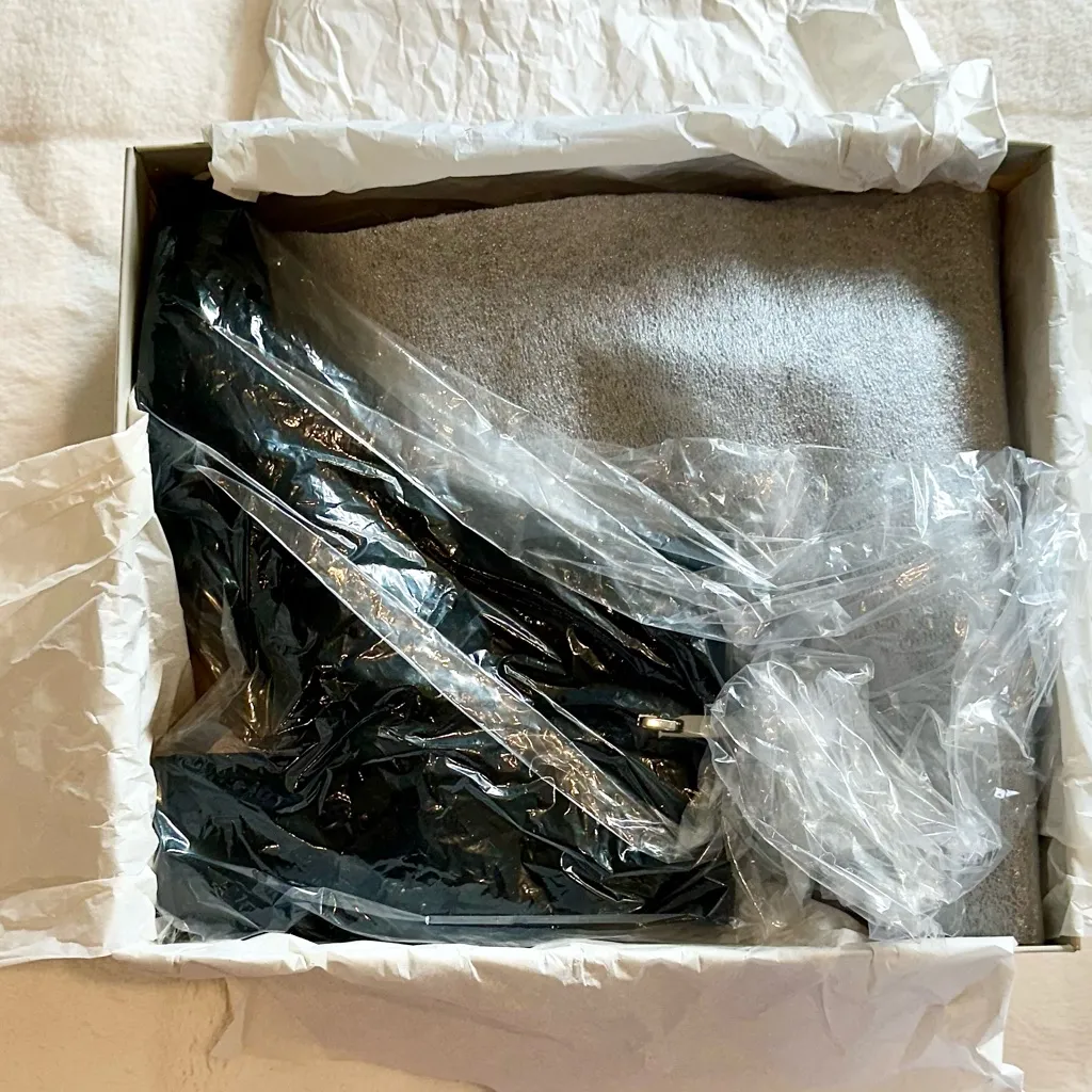 NIB Marc Fisher Black Ankle Booties - Size: 8.5 - Image 5