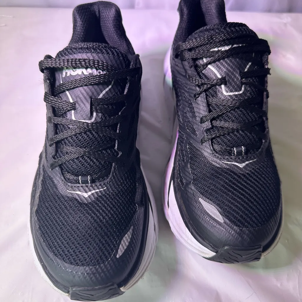 Hoka Women's Black and White Sneakers - Image 7