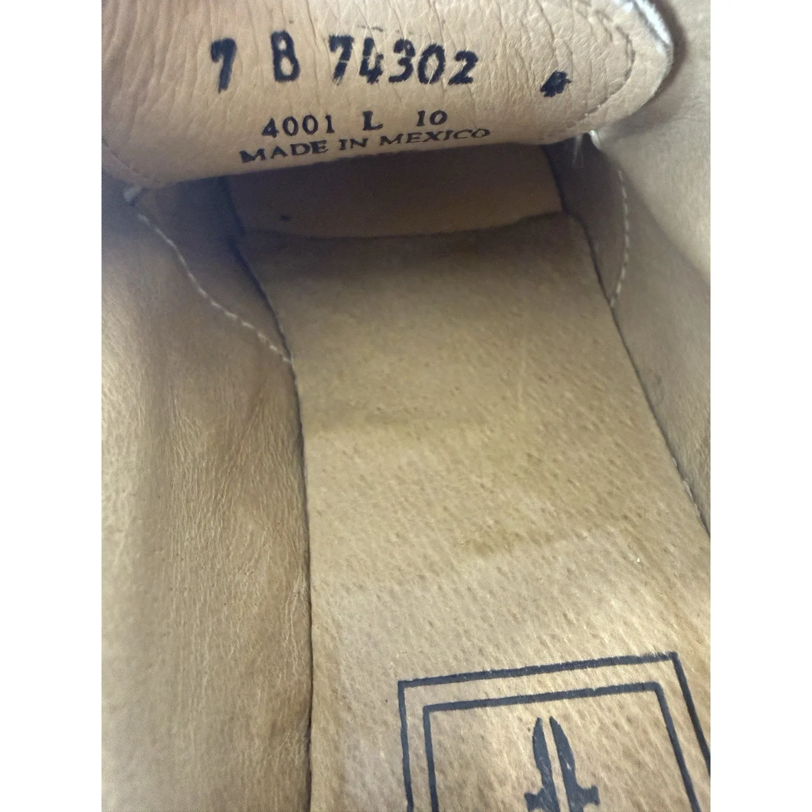 Frye Women’s Oxford Shoes US 7B Light Beige, Slightly Textured Leather - Image 11