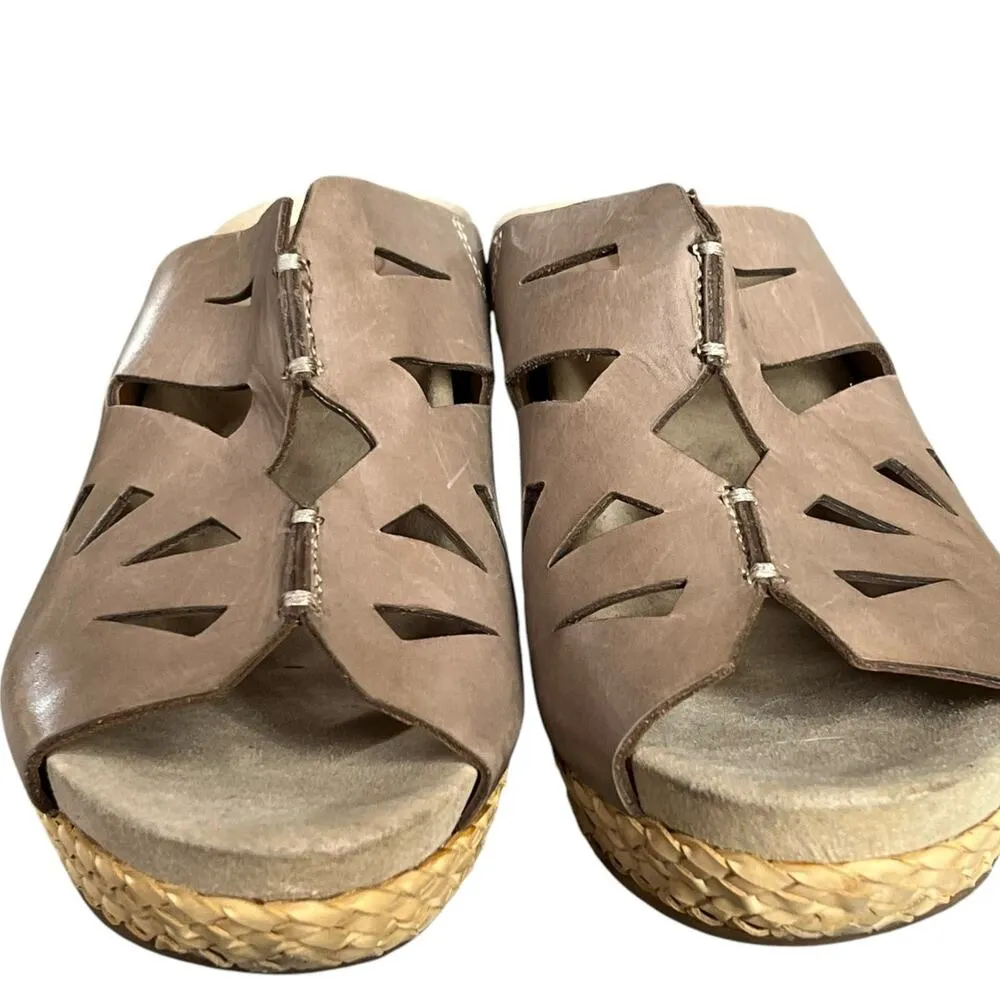 Earthies Setina Wedge Sandal Women 11 Taupe Leather Laser Cut Platform Boho Chic Brown - Image 5