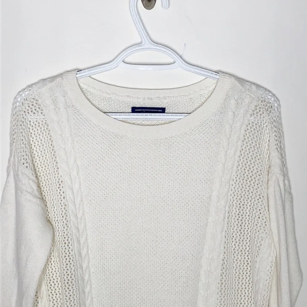 American Eagle Outfitters white cable knit sweater size S - Image 38