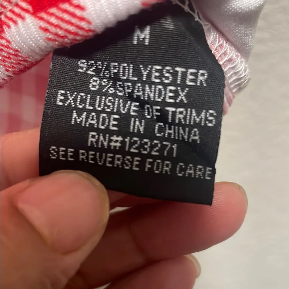 Red and White Fitted Sleeve Crop Top Size M - Image 4