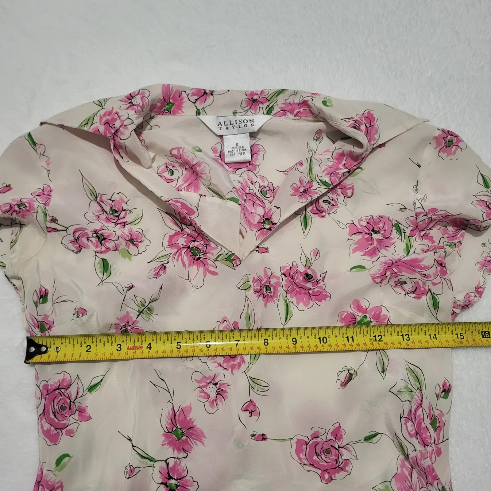 Vintage Allison Taylor Women's 90s Floral Silk Shirt Short Sleeve V Neck Size S - Image 6