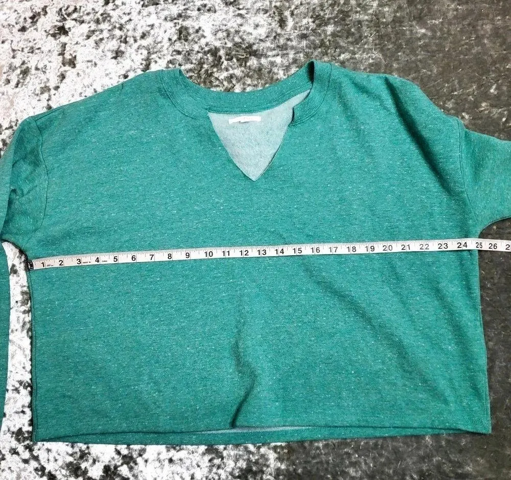 Colsie Cropped Green Sweater Size XL - Image 4