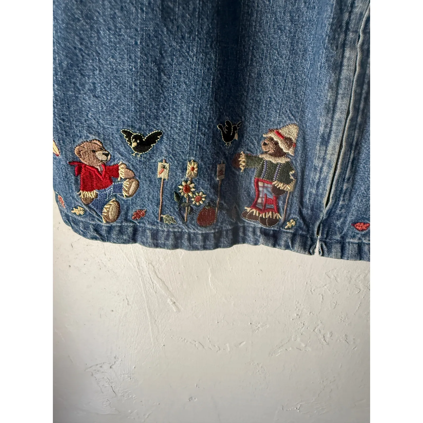 Christopher Banks Vintage 90s Denim Vest Embroidered Teddy Bears Fall Autumn  L - Image 4