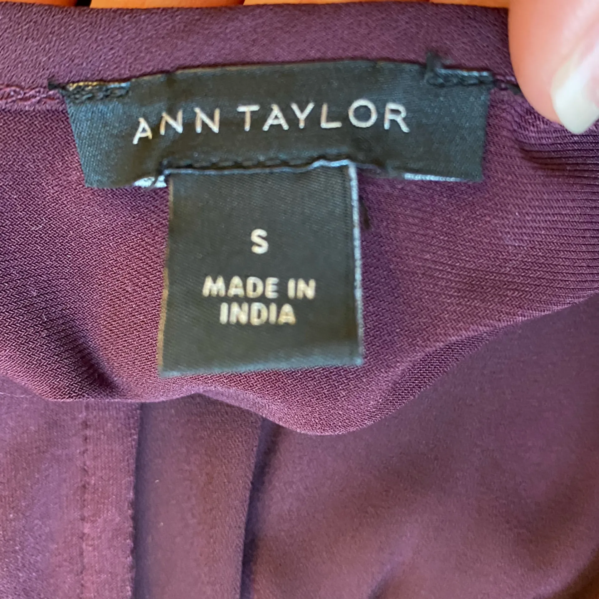 Ann Taylor Flowy Dark Eggplant Purple 3/4 Length Tucked Pleat Sleeve Blouse - Image 5