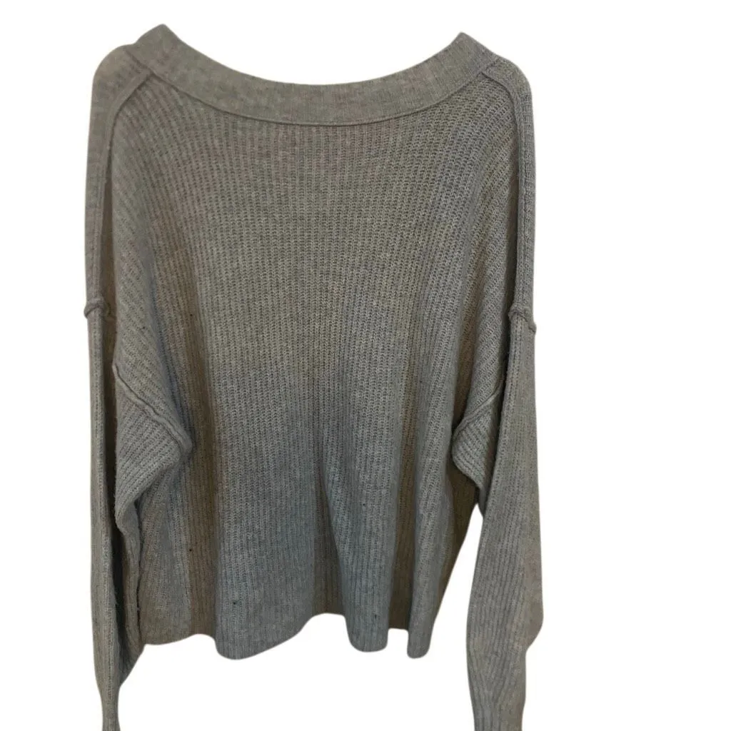 American Eagle outfitters gray vneck shrug sweater medium - Image 3