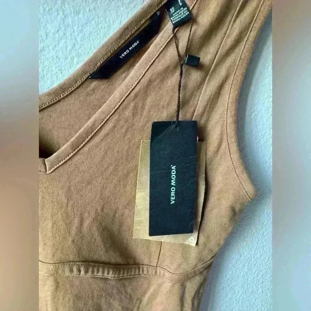 Vero Moda NWT Women’s Short Sleeveless Brown‎ Dress Size S - Image 6